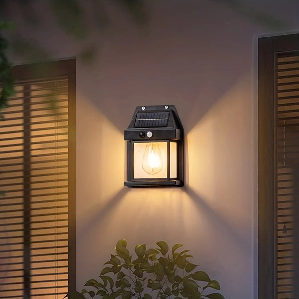 Solcellsvägglampa